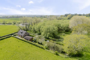 Photo 16- click for photo gallery